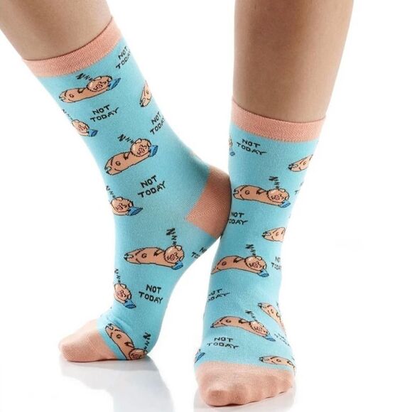 NWT Yo Sox Not Today Sleeping Pig  Women's Crew Sock Blue 3 Pack - Picture 2 of 7